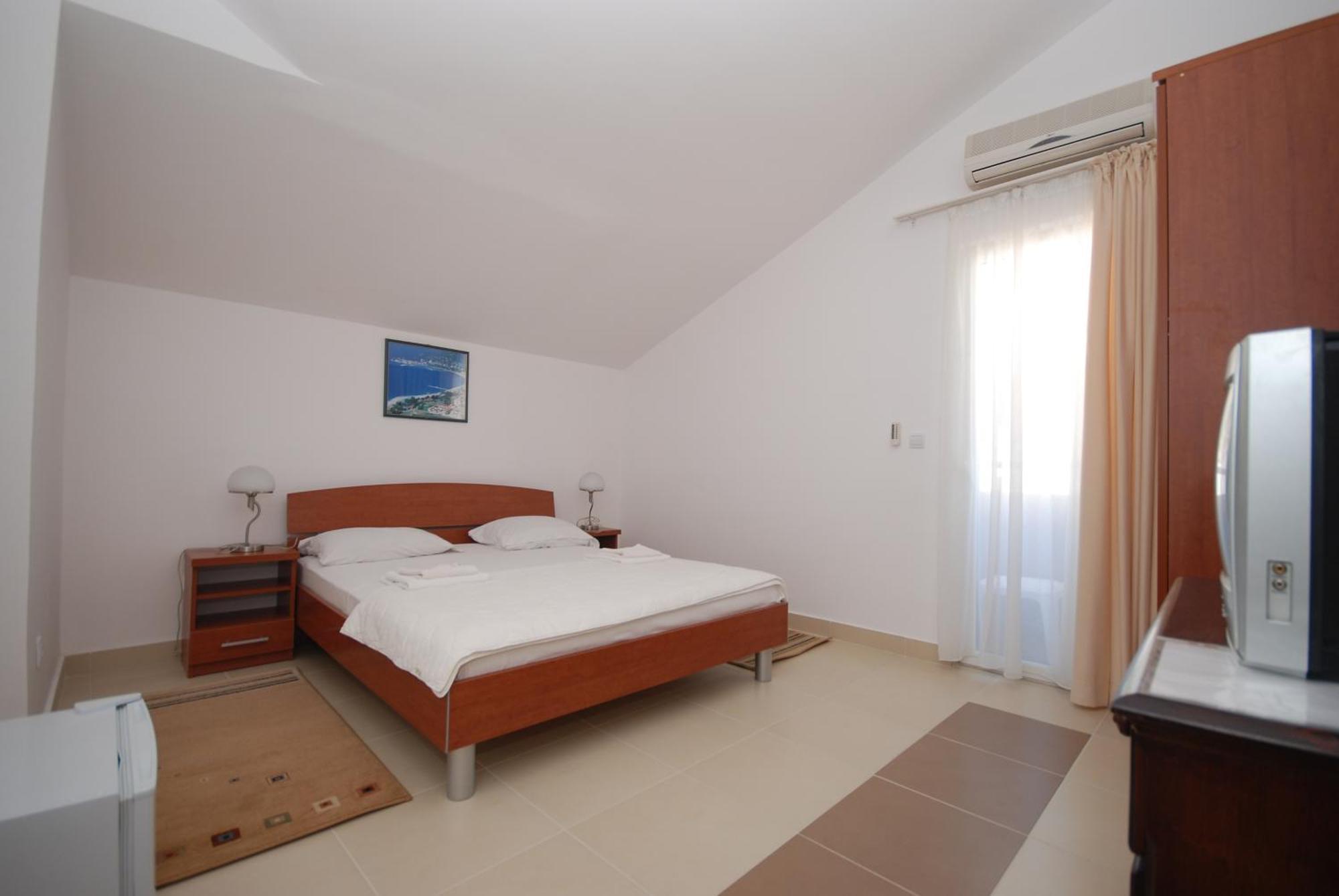 Pansion Anita Hotel Будва Екстериор снимка